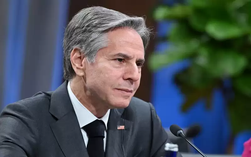 بلينكن يؤكد العمل على تمديد وقف