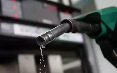 الحكومة تقرر رفع أسعار البنزين