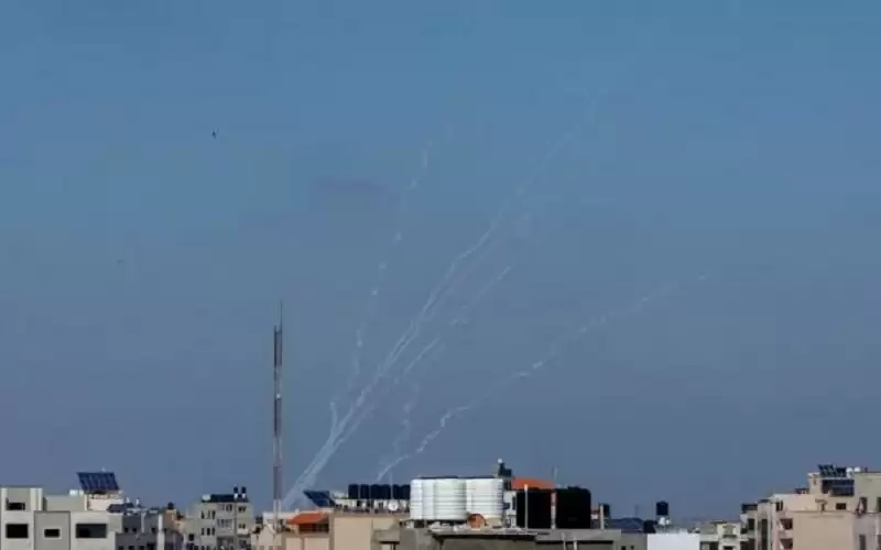 إطلاق 22 صاروخا من غزة باتجاه