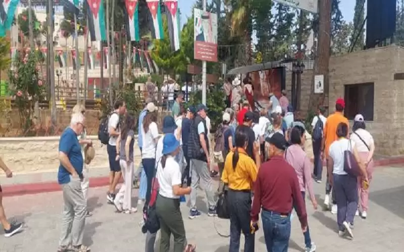 254 ألفا عدد زوار مأدبا خلال