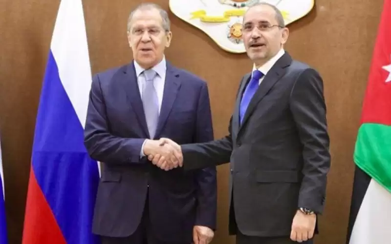 الصفدي لنظيره الروسي: التصدي لعمليات تهريب