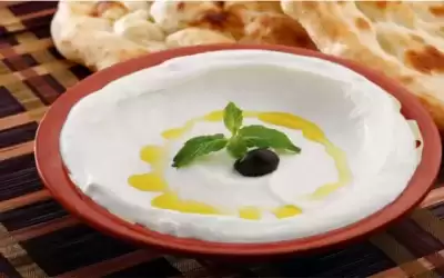 الغذاء والدواء: إتلاف كميات لبنة لم