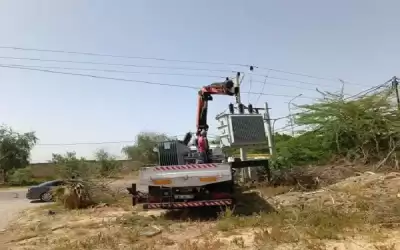السعايدة: استبدال محولات كهربائية في الشونة