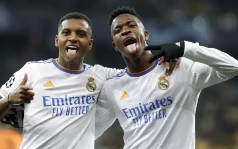 إشادة كبيرة بنجمي ريال مدريد