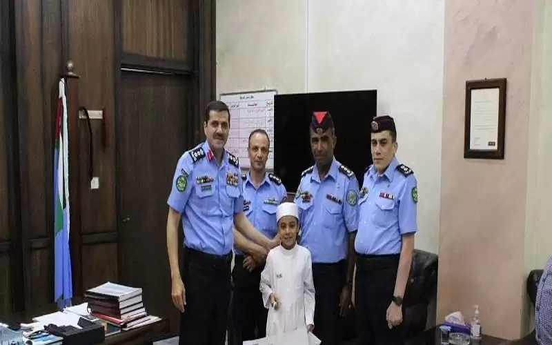 الأمن العام يكرم الطفل العامري