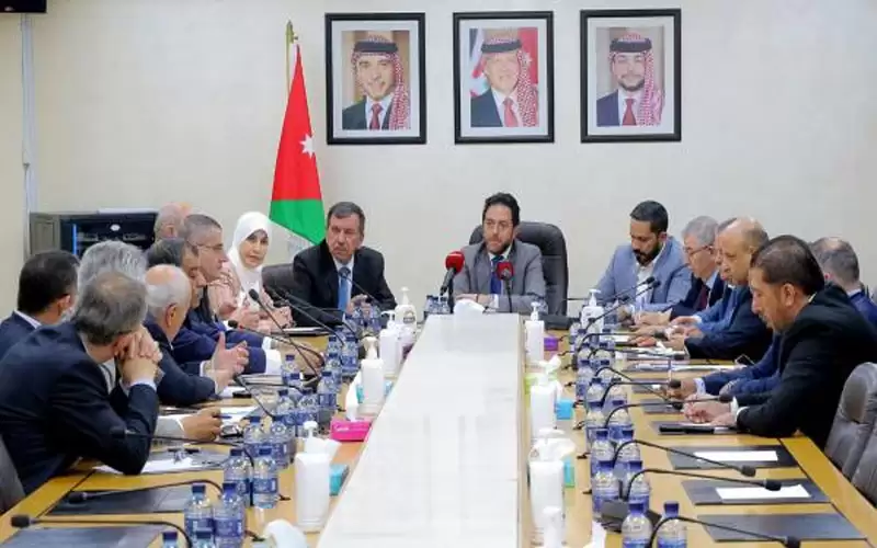 الصحة النيابية: انتشار كبير لإعلانات عمليات