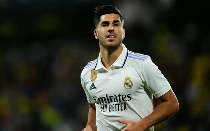 أستون فيلا يعرقل بقاء أسينسيو مع