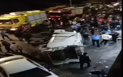 وفاتان و6 إصابات بحادث تدهور حافلة
