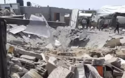 غارات جوية جديدة تدمر منازل بغزة