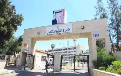 التربية تنفي تعديل مواعيد التقويم المدرسي