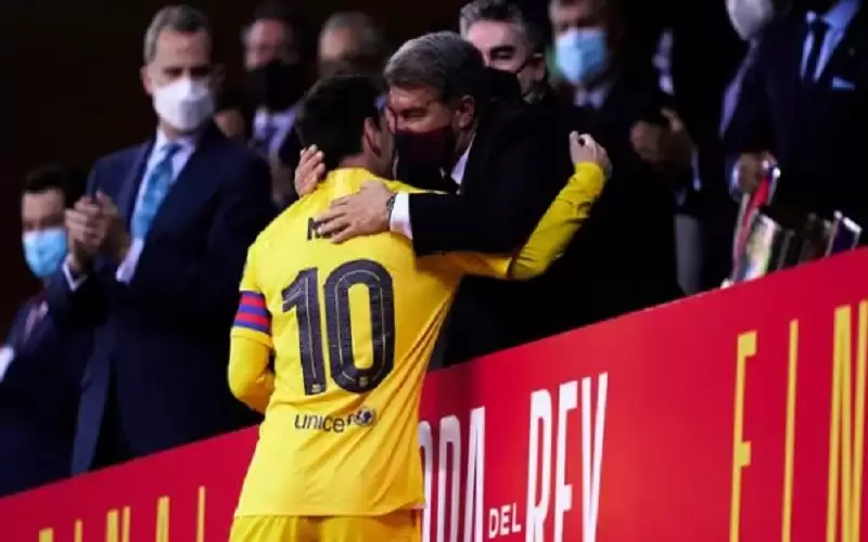 لابورتا: سأفعل المستحيل لإعادة ميسي إلى