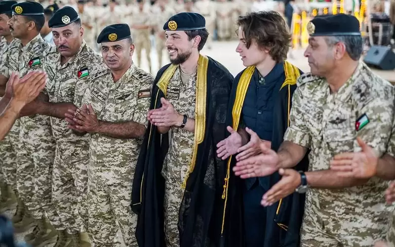 رفاق ولي العهد في لواء الملك