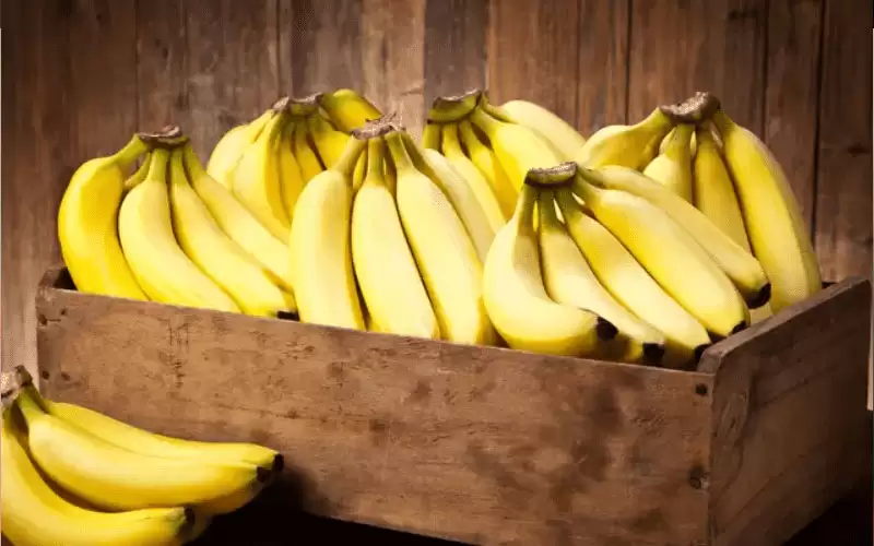 إياك وتناول الموز قبل النوم وإليك