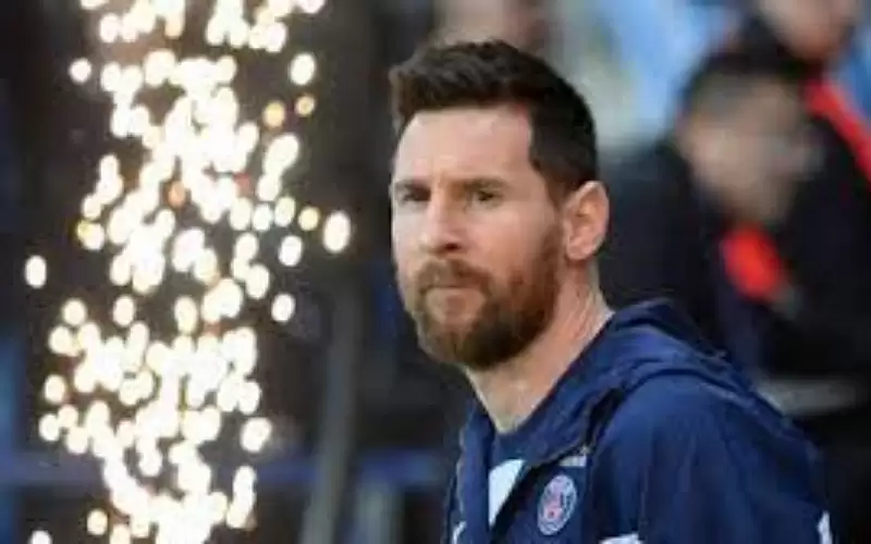 العرض الخرافي يحول ميسي إلى الهلال