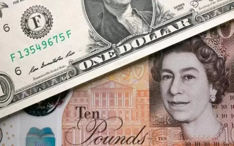 انخفاض الإسترليني أمام الدولار