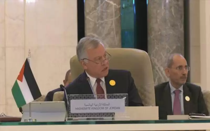 الملك: لن نتخلى عن السلام العادل