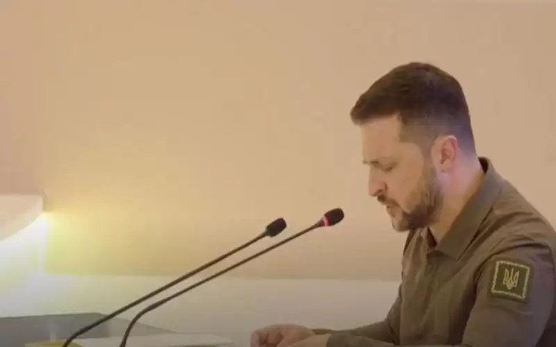 زيلينسكي مخاطبا القمة العربية: شعبنا لم