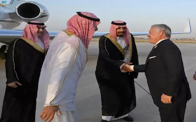 عقب مشاركته في القمة العربية ..