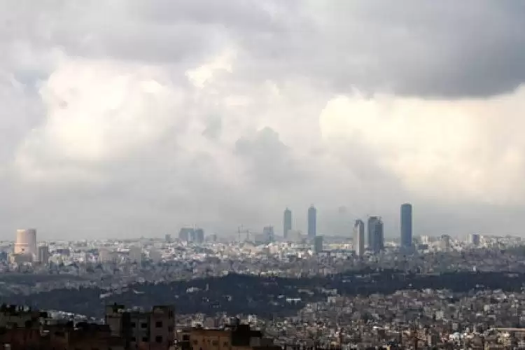 الأرصاد: احتمال هطول زخات من المطر