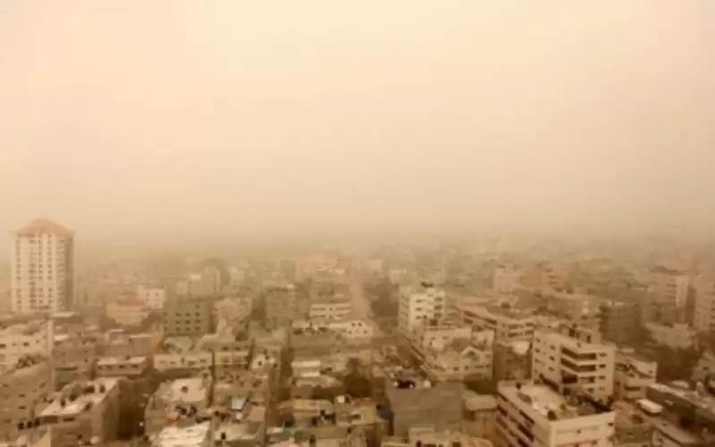 أجواء معتدلة الأحد ومنخفض خماسيني يؤثر