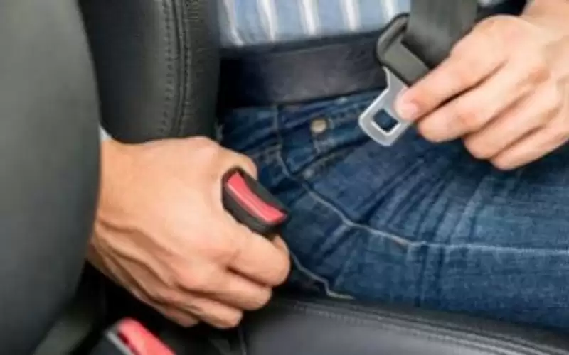 السير يوضح حقيقة مخالفة أشخاص على