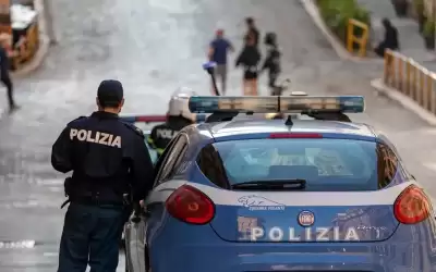 الشرطة الإيطالية تلقي القبض على لصوص