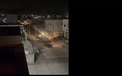 إصابة 10 فلسطينيين واعتقال 12 آخرين