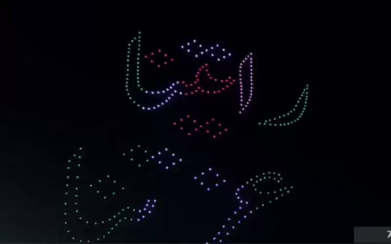 طائرات درون تضيء سماء عمان لليوم