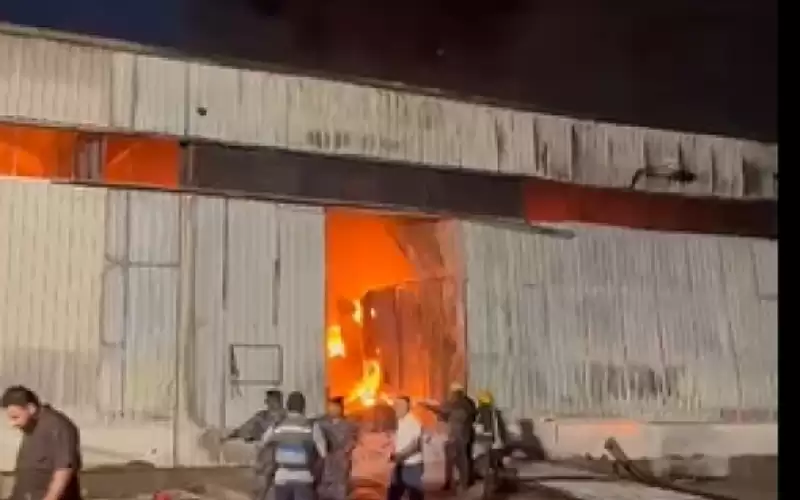 حريق كبير بمستودعات مديرية التخزين في