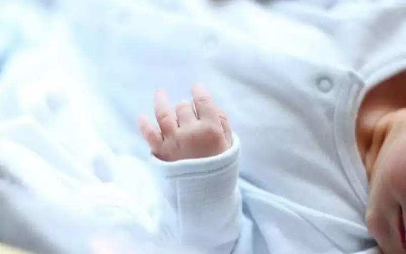 القتل الوحشي.. عائلة تنهي حياة طفلها