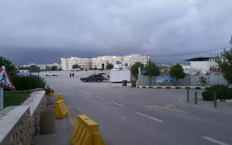 تعليق الدوام في جامعة الطفيلة