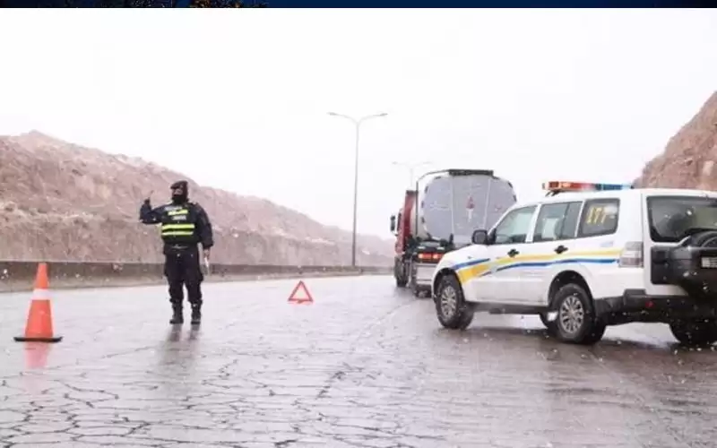 الدوريات: جميع الطرق الخارجية سالكة باستثناء