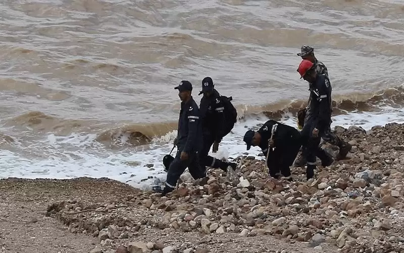 الدفاع المدني مستمر بالبحث عن الطفل