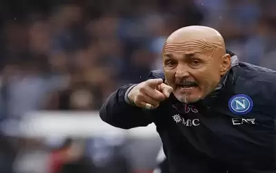 سباليتي مدرب نابولي يترك منصبه بعد