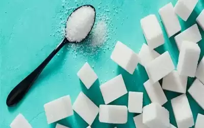الإفراط في تناول السكر.. دراسة تحذر
