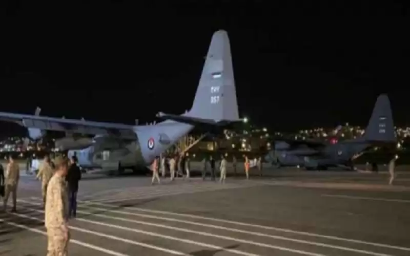 الأردن يجلي 14 فلسطينيا من السودان