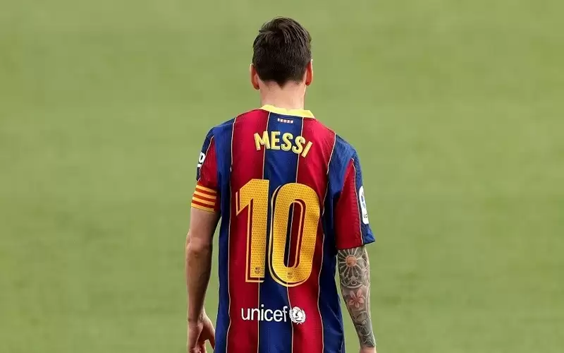 ميسي على أعتاب حسم مستقبله وآمال
