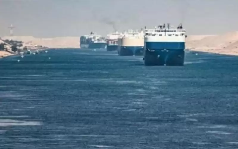 تعطل ناقلة نفط في قناة السويس