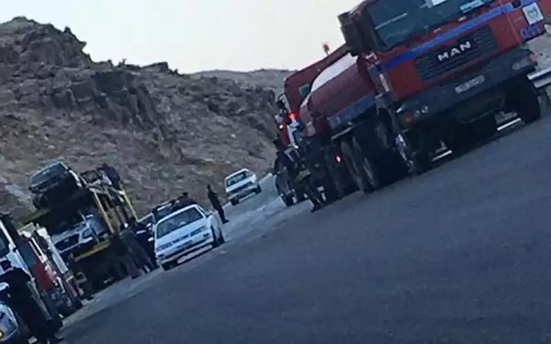 اشتعال إطارات شاحنة بسبب المسير لمسافات