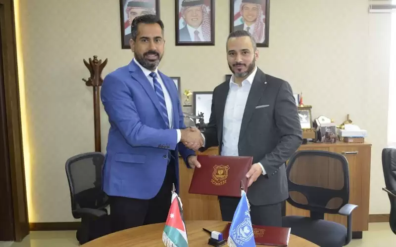 توقيع مذكرة تفاهم بين عمان الأهلية