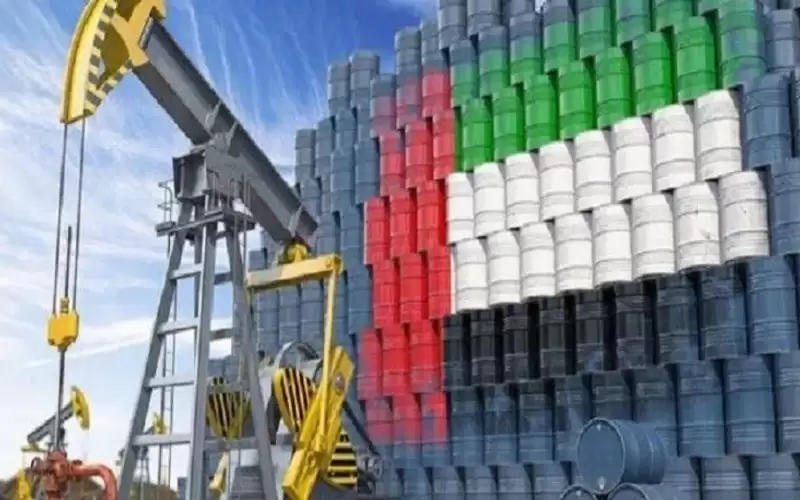 الإمارات تمدد خفضها الطوعي لإنتاج النفط