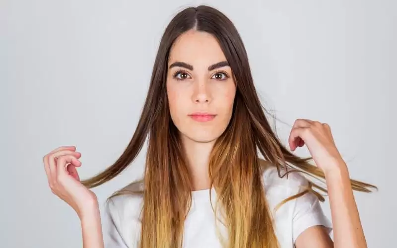 لتعزيز كثافة الشعر.. تجنبوا هذه الأخطاء