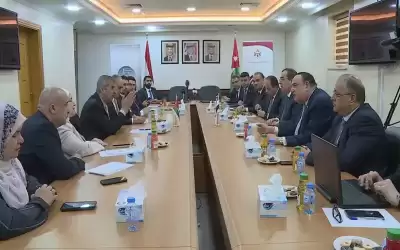 الأردن ومصر يوقعان اتفاقا لاستخدام البنى
