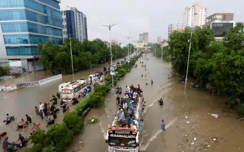 مصرع 25 شخصا على الأقل جراء