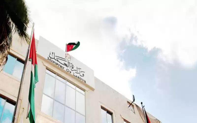 العمل: نصوص القانون تمنع كافة أشكال