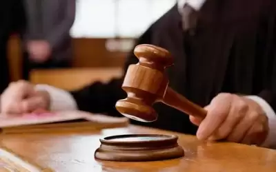 إحالة مدرسة خاصة للمحاكمة لاحتجازها طفلين