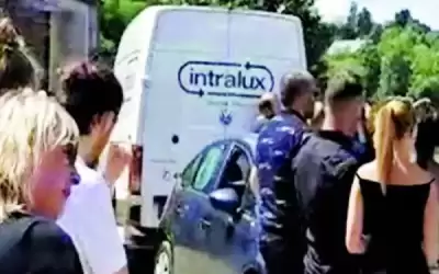 بلجيكي يقيم جنازته قبل وفاته