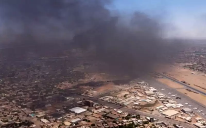 تمديد إغلاق المجال الجوي للسودان حتى