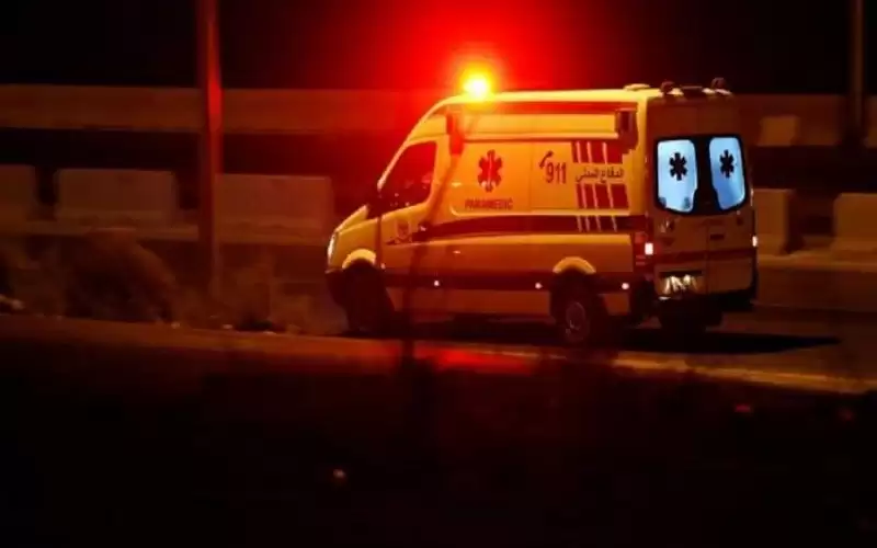 إصابة 9 أشخاص بحادث تصادم بين