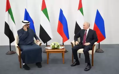 رئيس الإمارات لبوتين: نتمنى تعزيز العلاقات